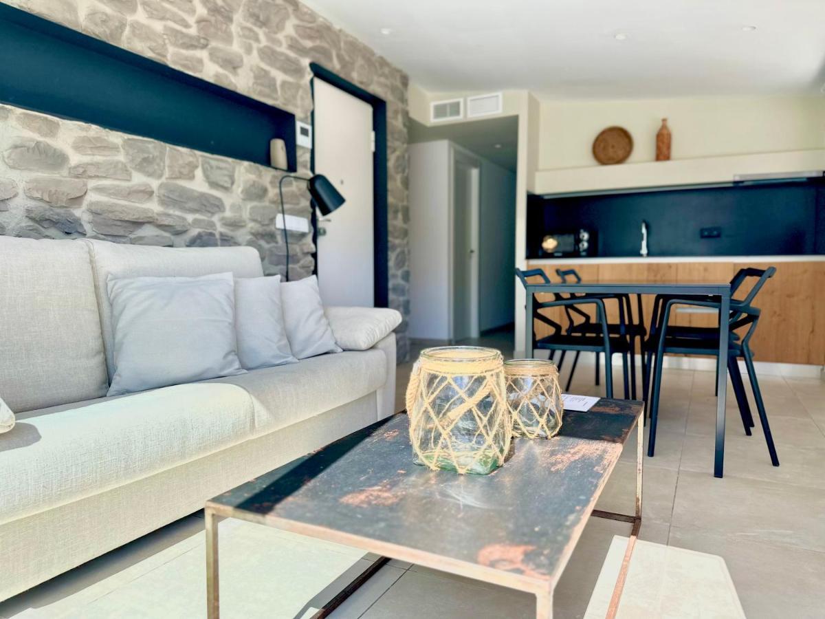 Cala Vadella Beachwalk Suites Esterno foto